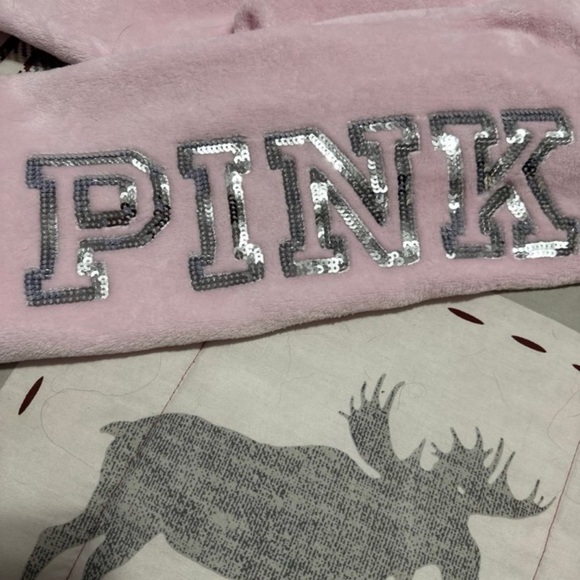 VS/PINK Bling Robe!!!! - Picture 4 of 6